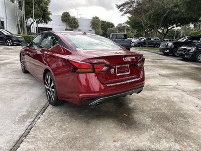 2022 Nissan Altima 2.5 SR