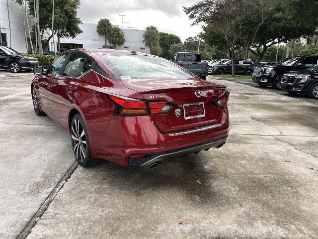 2022 Nissan Altima 2.5 SR