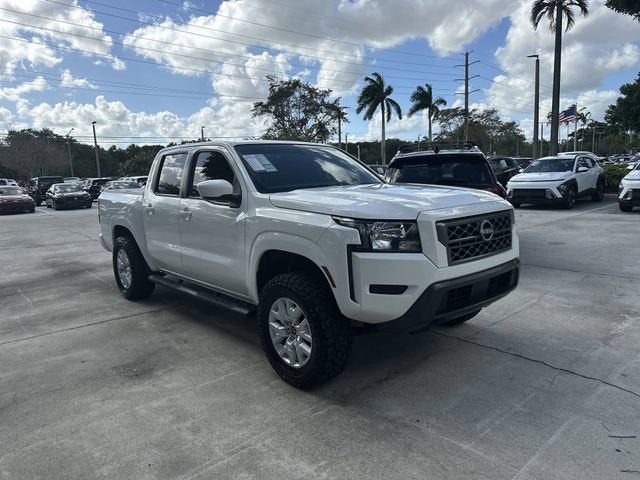 2022 Nissan Frontier SV
