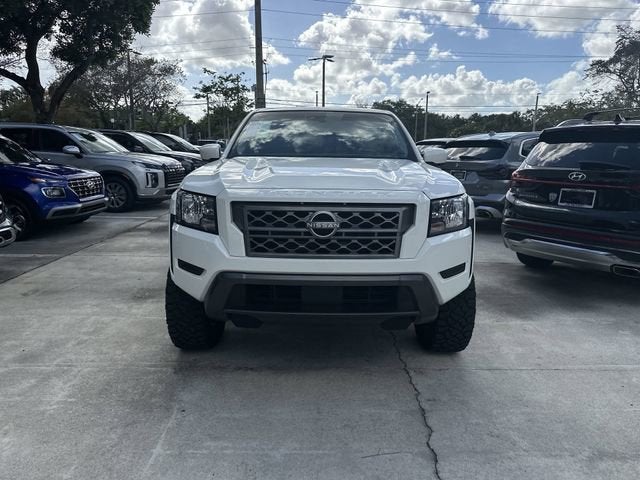 2022 Nissan Frontier SV