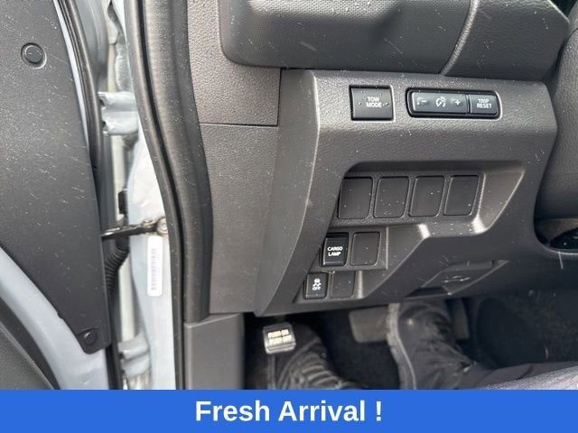 2024 Nissan Frontier PRO-X