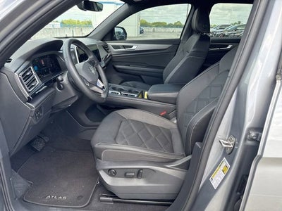 2024 Volkswagen Atlas Cross Sport 2.0T SE