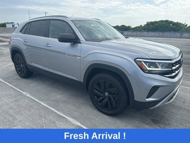 2022 Volkswagen Atlas Cross Sport 2.0T SE w/Technology