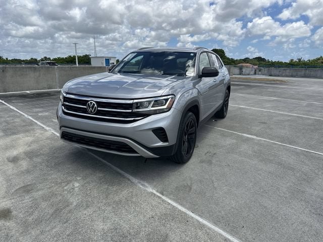2022 Volkswagen Atlas Cross Sport 2.0T SE w/Technology