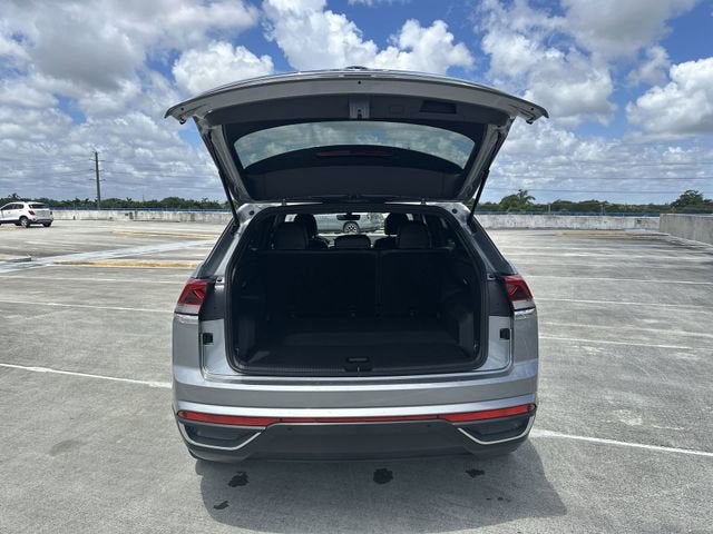 2022 Volkswagen Atlas Cross Sport 2.0T SE w/Technology