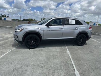 2022 Volkswagen Atlas Cross Sport 2.0T SE w/Technology