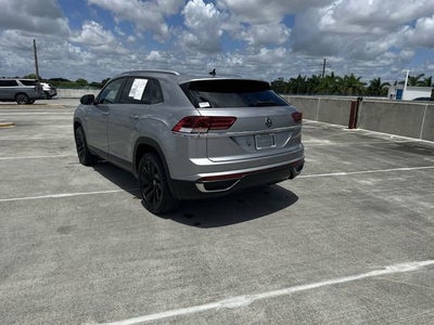 2022 Volkswagen Atlas Cross Sport 2.0T SE w/Technology