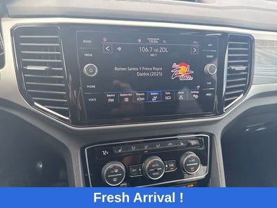 2022 Volkswagen Atlas Cross Sport 2.0T SE w/Technology