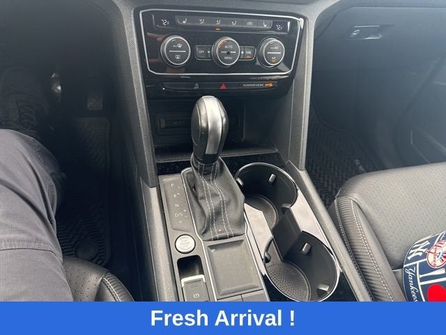 2022 Volkswagen Atlas Cross Sport 2.0T SE w/Technology