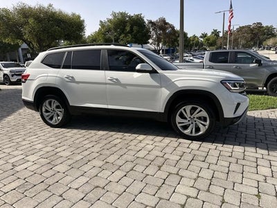 2022 Volkswagen Atlas 2.0T SE w/Technology