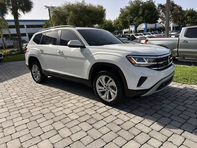 2022 Volkswagen Atlas 2.0T SE w/Technology