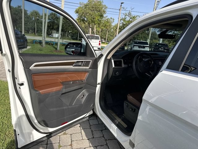 2022 Volkswagen Atlas 2.0T SE w/Technology