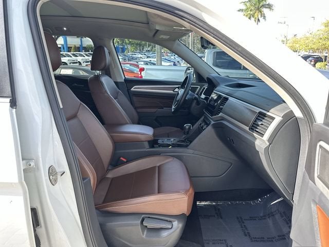 2022 Volkswagen Atlas 2.0T SE w/Technology