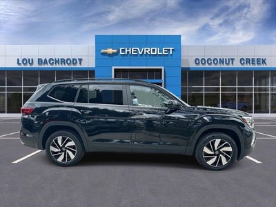 2025 Volkswagen Atlas 2.0T SE w/Technology