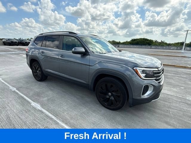 2024 Volkswagen Atlas 2.0T SE w/Technology