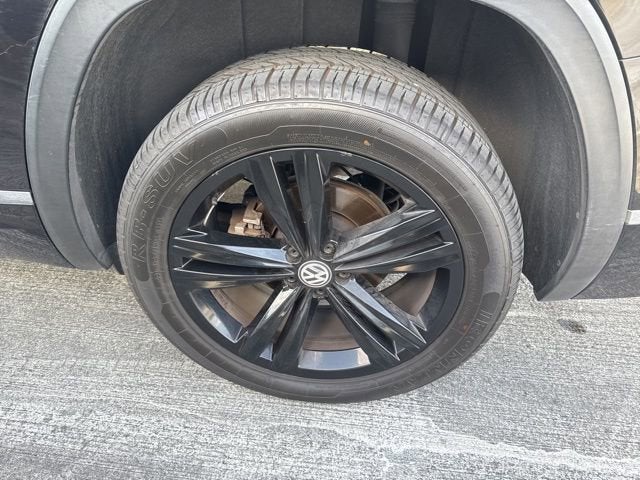 2019 Volkswagen Atlas 3.6L V6 SE w/Technology R-Line