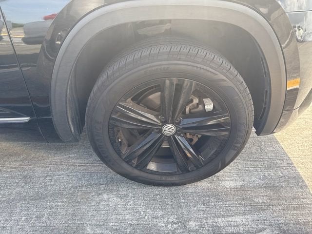 2019 Volkswagen Atlas 3.6L V6 SE w/Technology R-Line