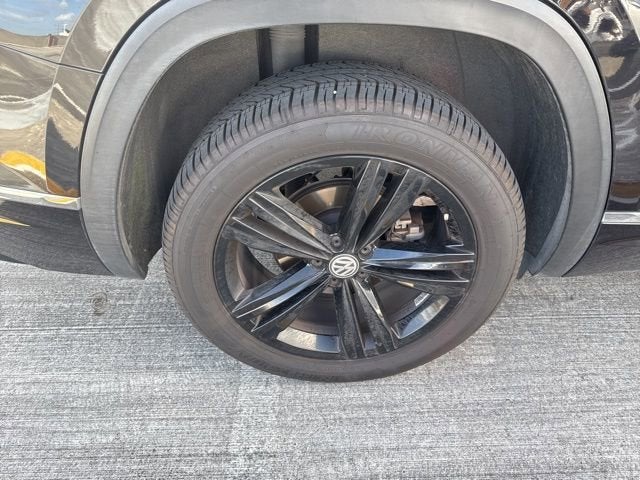 2019 Volkswagen Atlas 3.6L V6 SE w/Technology R-Line