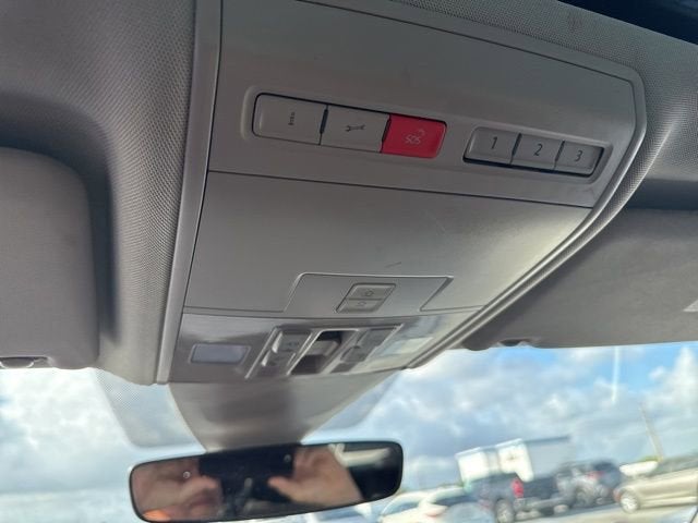 2019 Volkswagen Atlas 3.6L V6 SE w/Technology R-Line