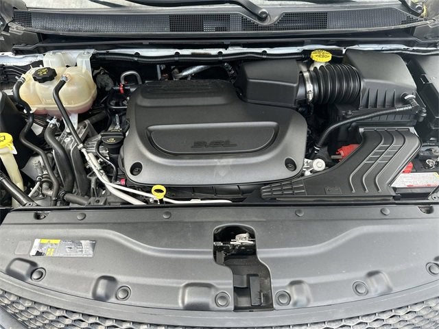 2021 Chrysler Voyager L