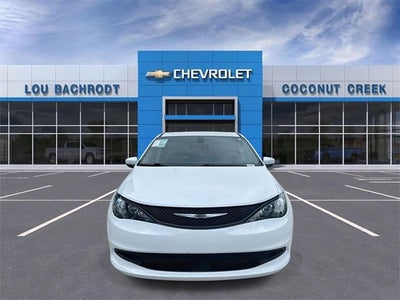 2021 Chrysler Voyager L