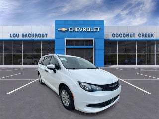 2021 Chrysler Voyager L