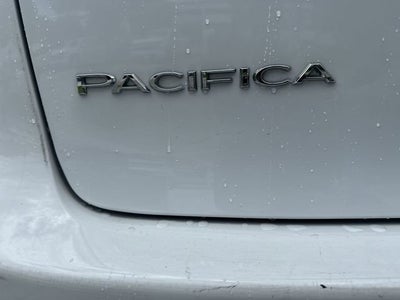 2024 Chrysler Pacifica Touring