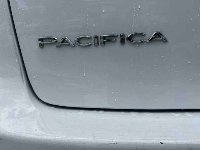 2024 Chrysler Pacifica Touring