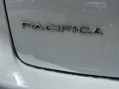 2024 Chrysler Pacifica Touring