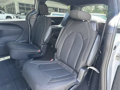 2024 Chrysler Pacifica Touring