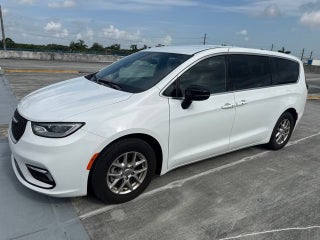 2024 Chrysler Pacifica Touring