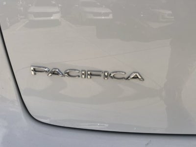 2024 Chrysler Pacifica Touring