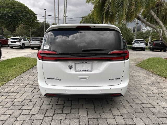 2025 Chrysler Pacifica Limited