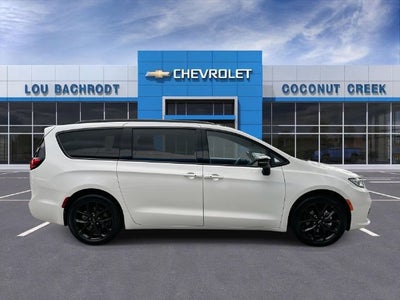 2025 Chrysler Pacifica Limited