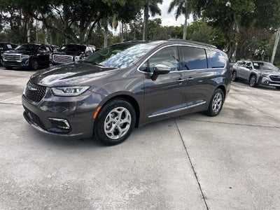 2023 Chrysler Pacifica Limited