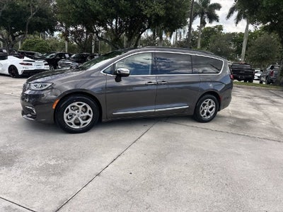 2023 Chrysler Pacifica Limited