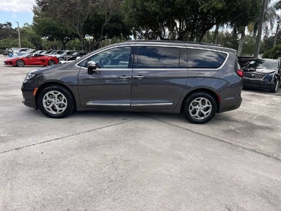 2023 Chrysler Pacifica Limited