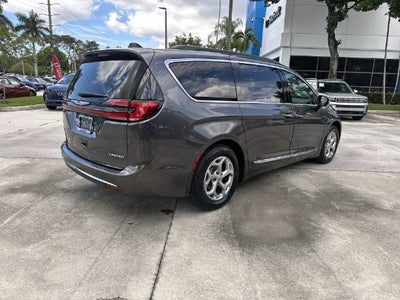 2023 Chrysler Pacifica Limited