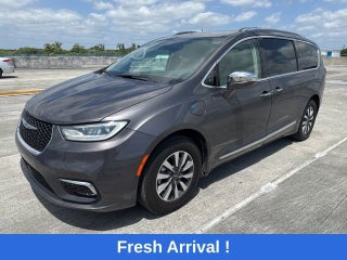 2021 Chrysler Pacifica Hybrid Limited