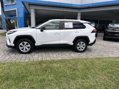 2024 Toyota RAV4 LE