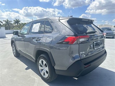 2022 Toyota RAV4 LE