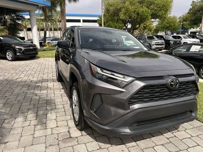2024 Toyota RAV4 LE