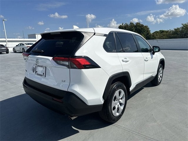 2025 Toyota RAV4 LE