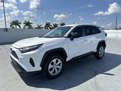 2025 Toyota RAV4 LE