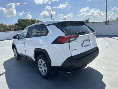 2025 Toyota RAV4 LE
