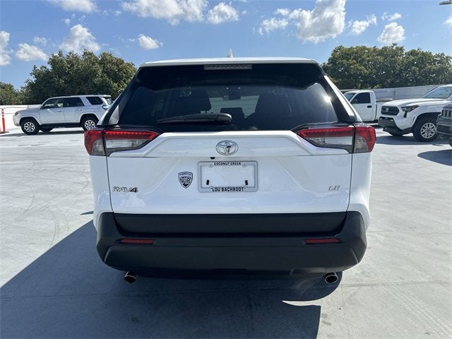 2025 Toyota RAV4 LE