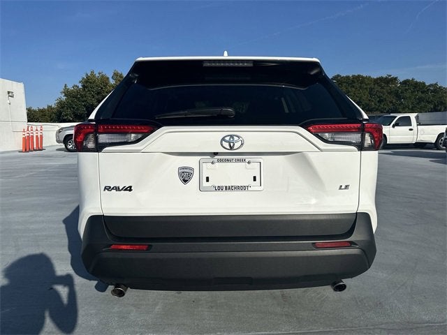 2025 Toyota RAV4 LE