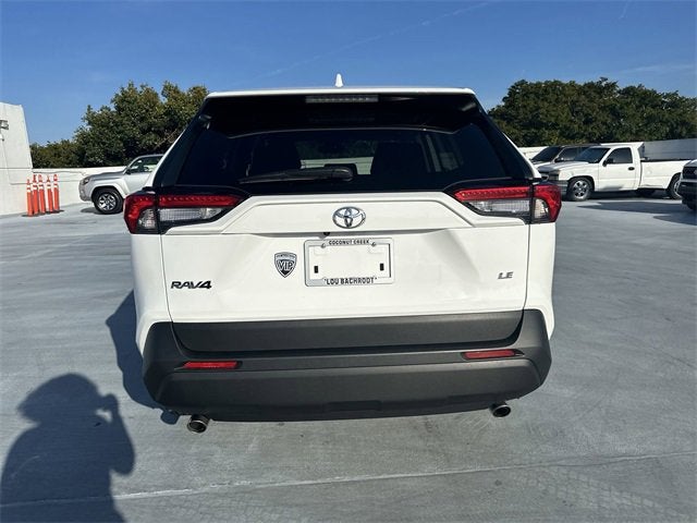 2025 Toyota RAV4 LE