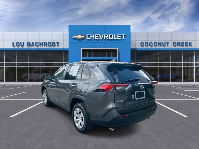 2024 Toyota RAV4 LE