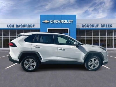 2024 Toyota RAV4 XLE